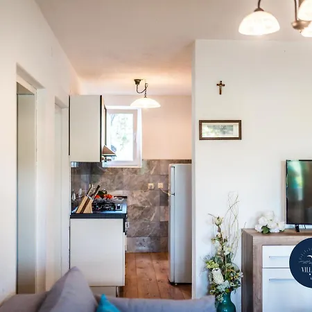 Ivan Apartment *